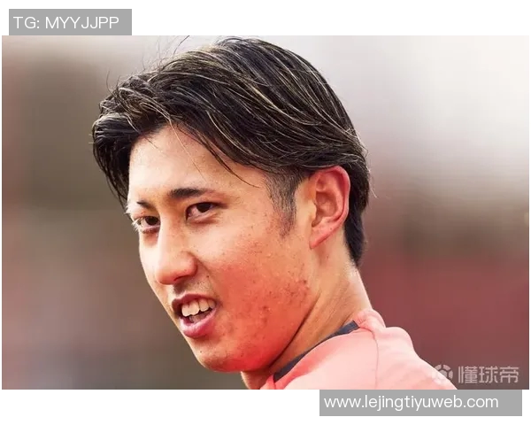 戴维斯与伊藤洋辉预计12月复出穆西亚拉恢复时间仍需4至8周 戴维斯与伊藤洋辉预计12月复出穆西亚拉恢复时间仍需4至8周