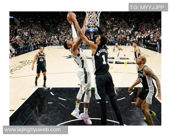 文班亚马解析关键三分球战术强调避免盲目突入人群造成复杂局面 文班亚马解析关键三分球战术强调避免盲目突入人群造成复杂局面