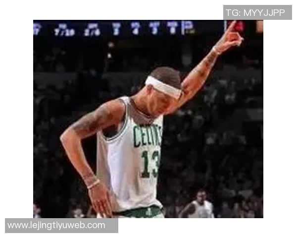 埃奇库姆表现出色次节独得12分全场贡献16分2板3助3断助力球队稳定发挥