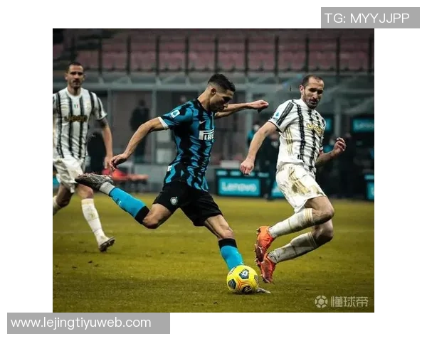 多库社媒欢庆客场逆转皇马胜利赞美今夜的辉煌时刻