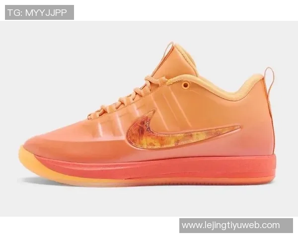 布克首次亮相新款签名鞋布克2代球鞋在比赛中引发关注