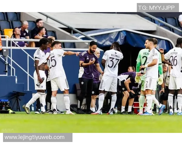 经纪人助理揭露葡萄牙体育暗中与曼联谈判意图抬高约克雷斯转会价格